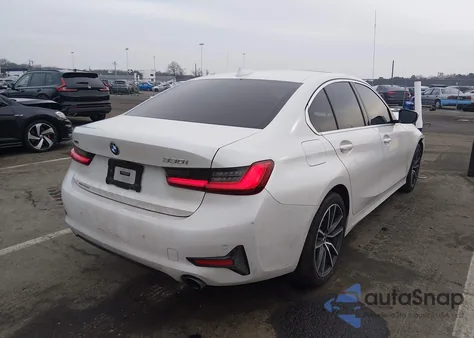 2020 BMW 330I xDrive z USA, uszkodzony, nr VIN 3MW5R7J05L8B34254